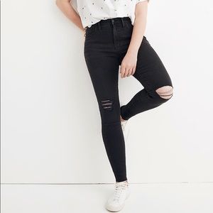 Madewell 9" Mid-Rise Skinny Jeans in Black Sea